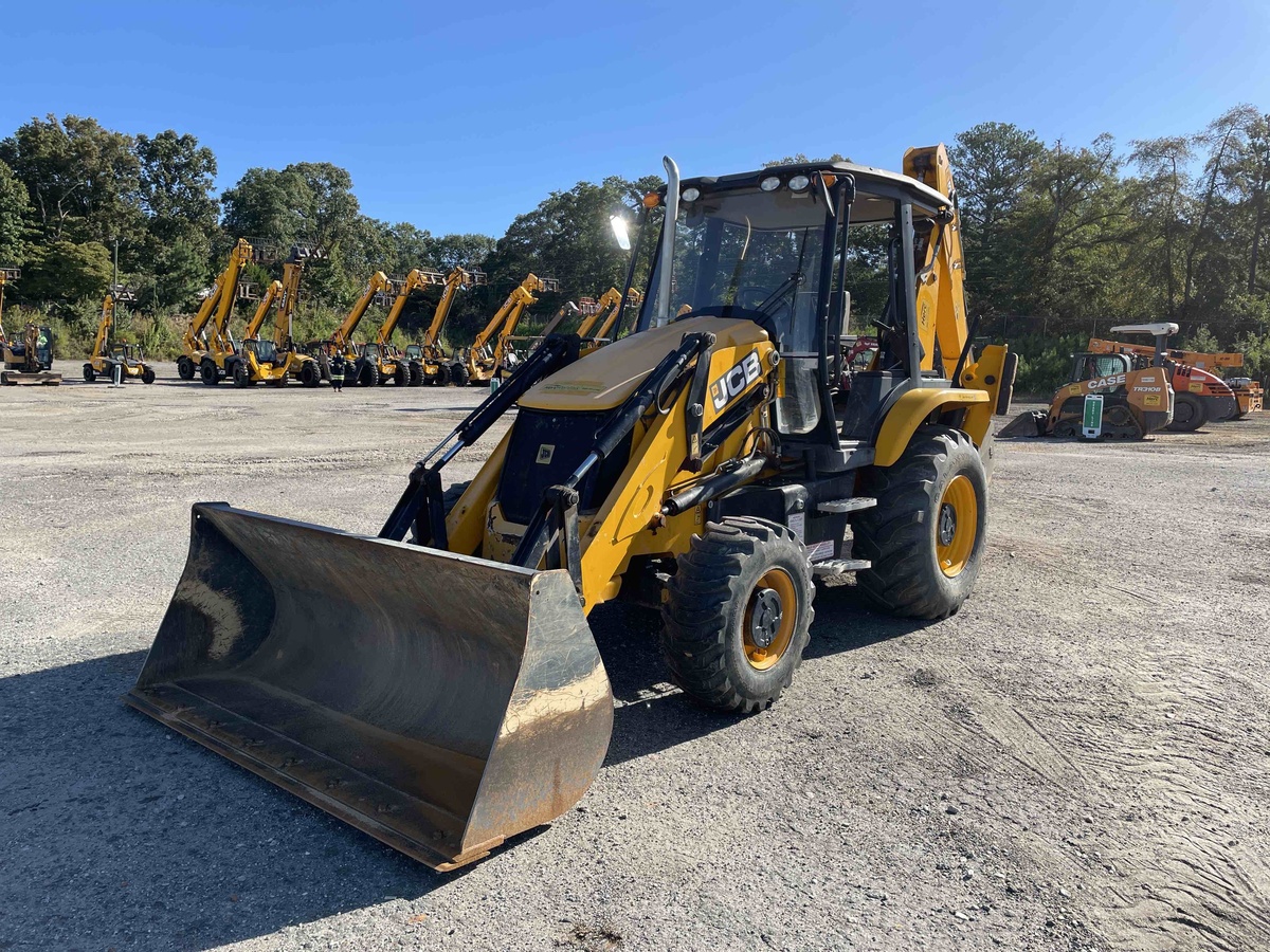 2022 JCB 3CX-5