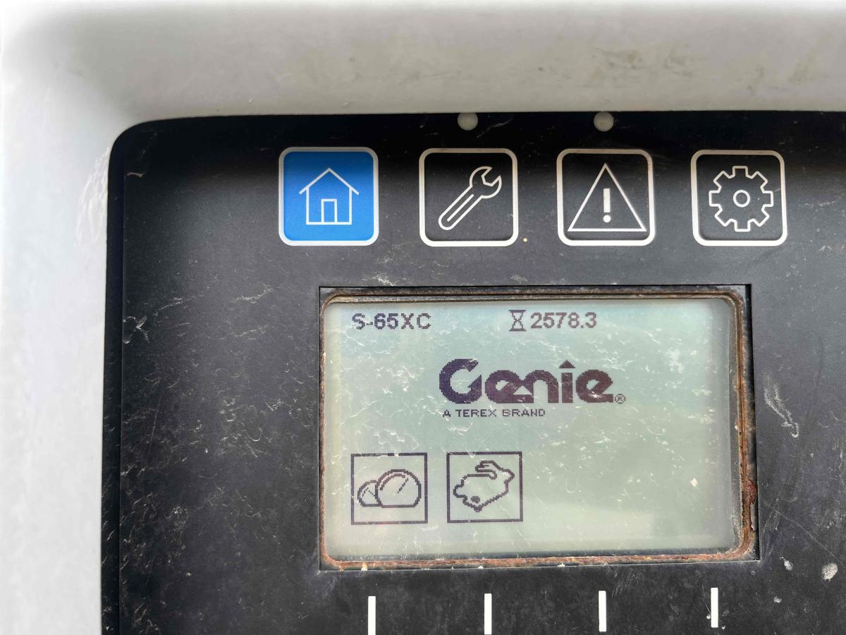 2019 Genie S-65XC