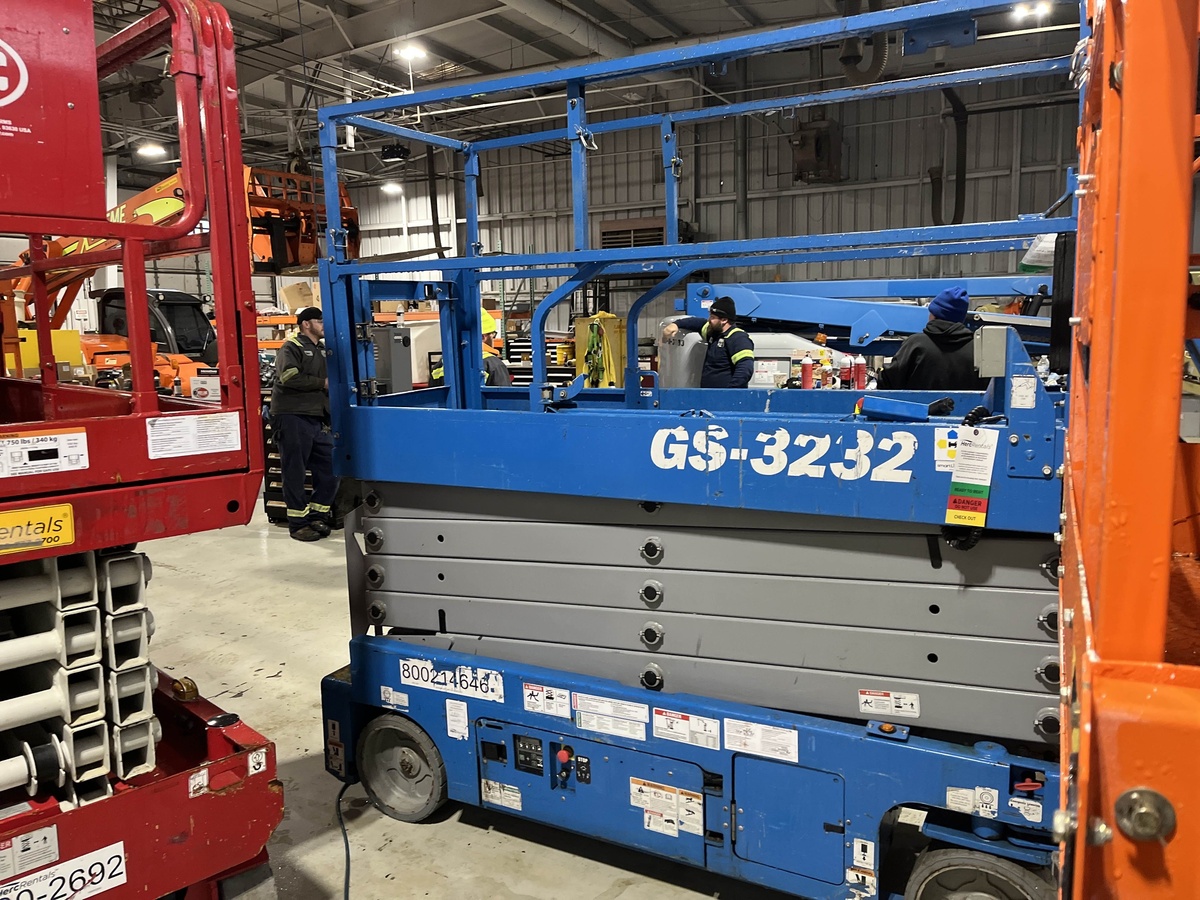 2018 Genie GS-3232-5