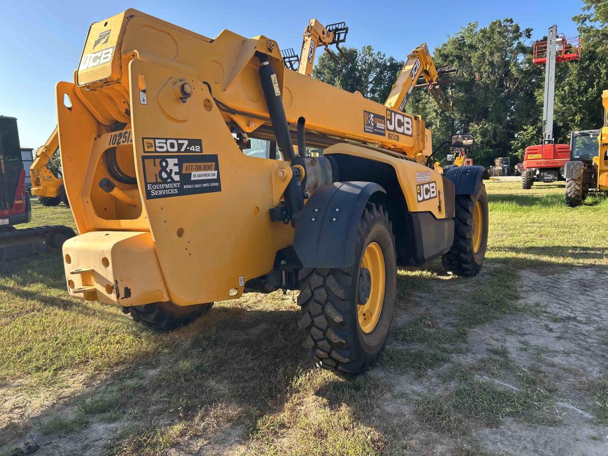2018 JCB 507-42-7