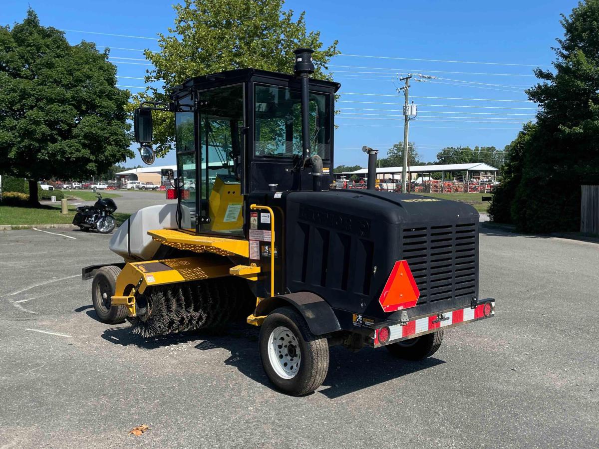 2019 LayMor SweepMaster 450-ST