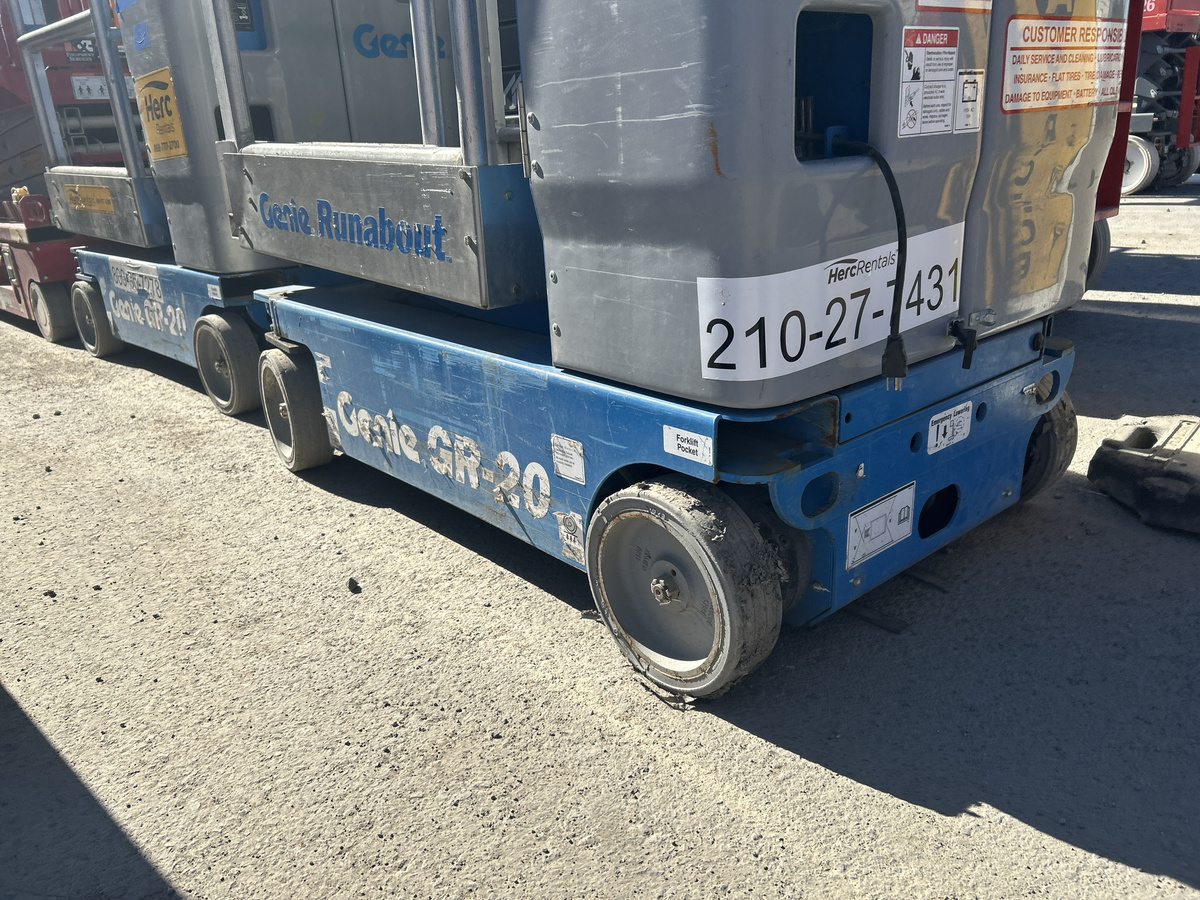 2019 Genie GR-20-11