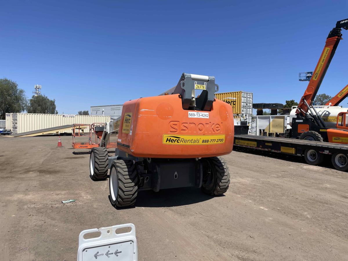 2021 Snorkel 660SJ