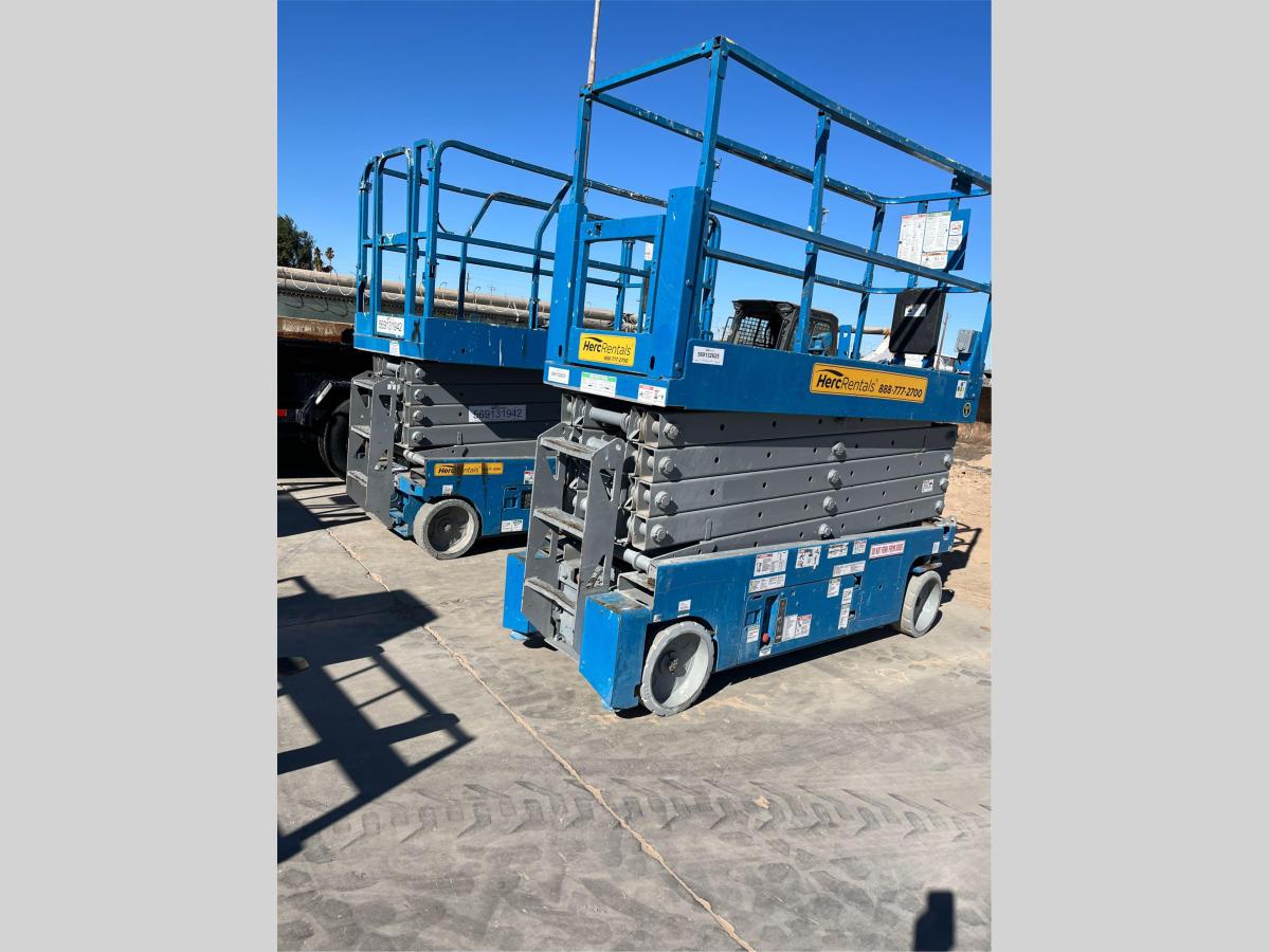 2007 Genie GS-3232