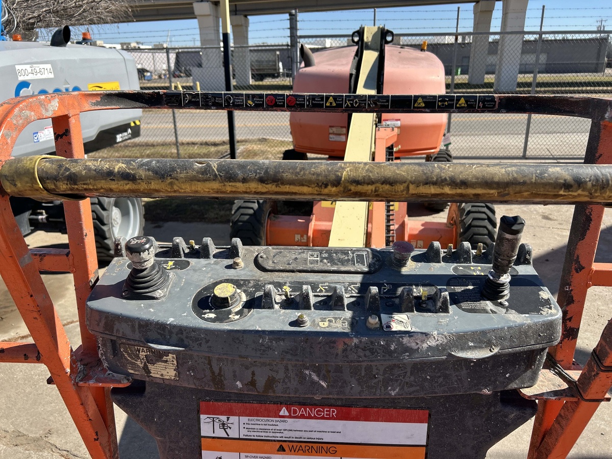 2018 JLG 400S-6