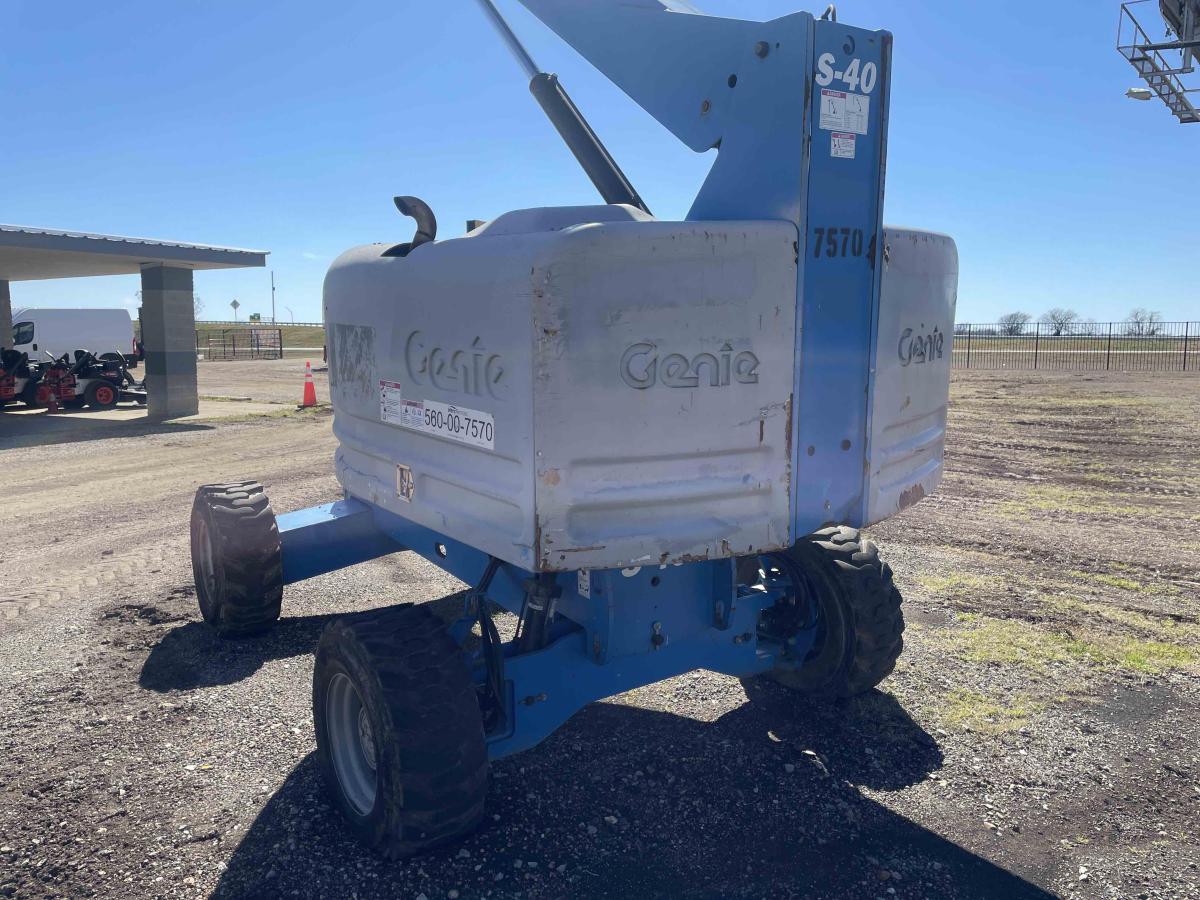 2015 Genie S-40