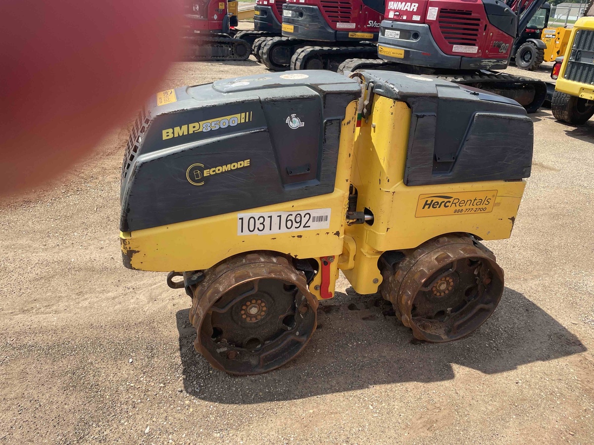 2020 BOMAG BMP8500-2