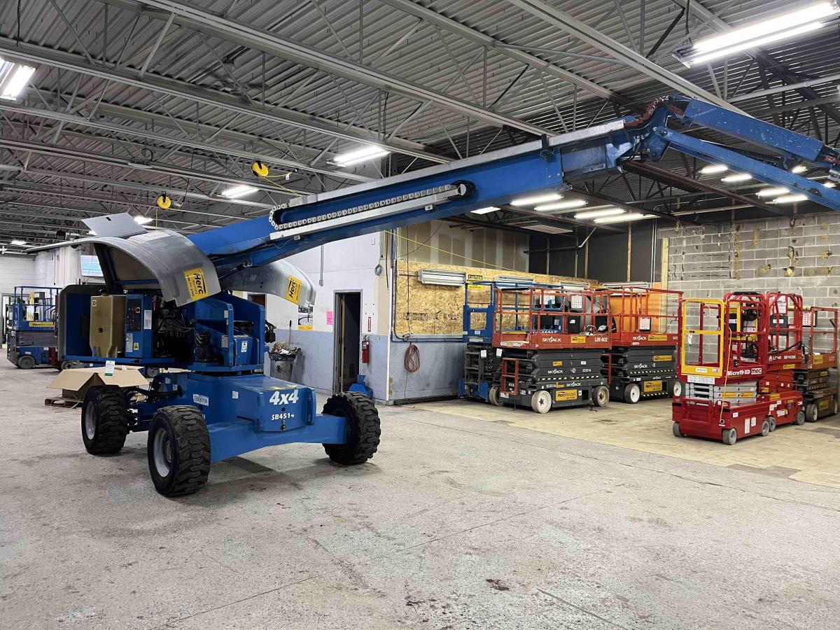 2013 Genie S-45