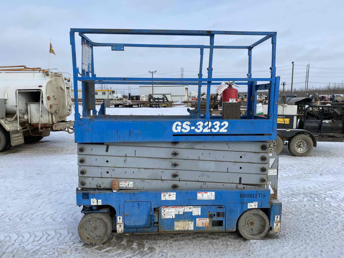 2014 Genie GS-3232