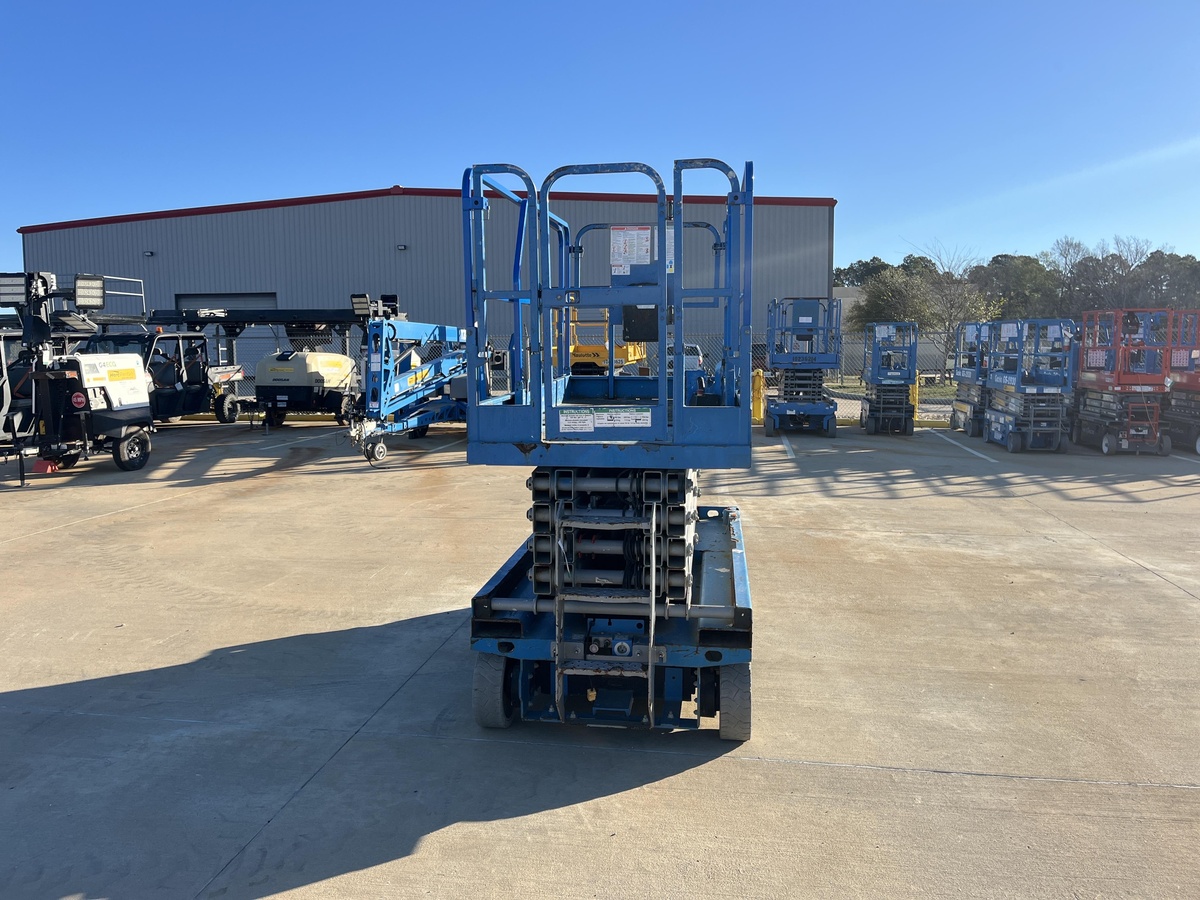 2018 Genie GS-3246-6