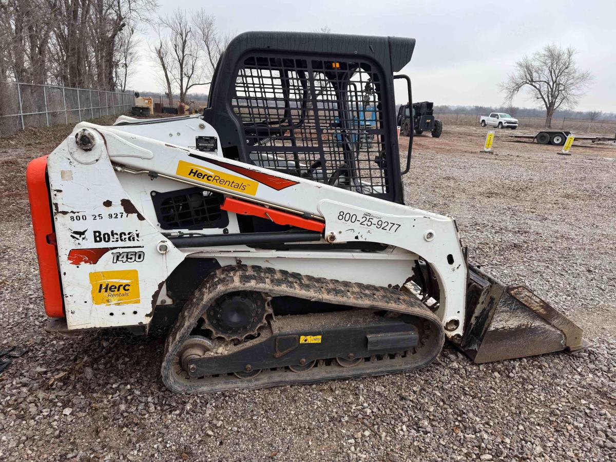 2019 Bobcat T450