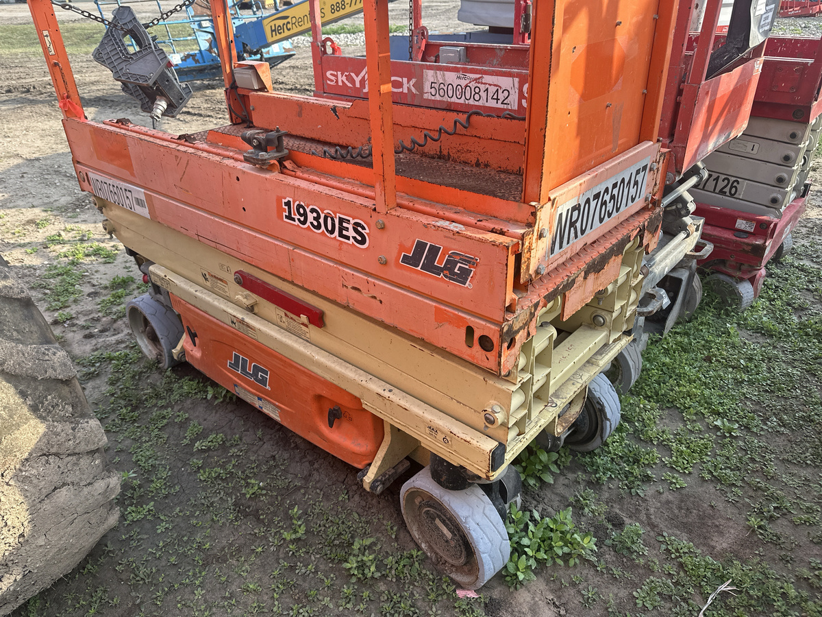 2017 JLG 1930ES-2
