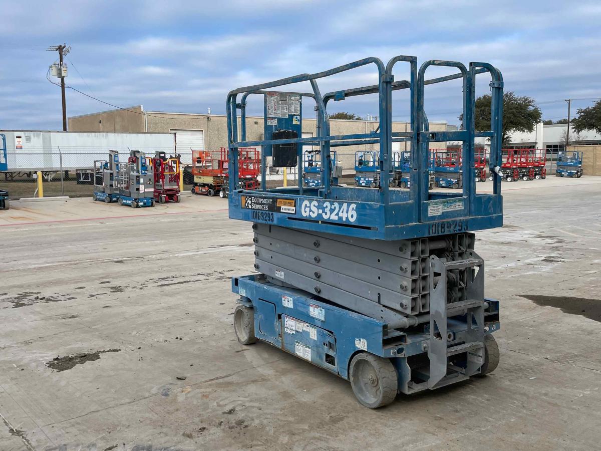 2016 Genie GS-3246-2