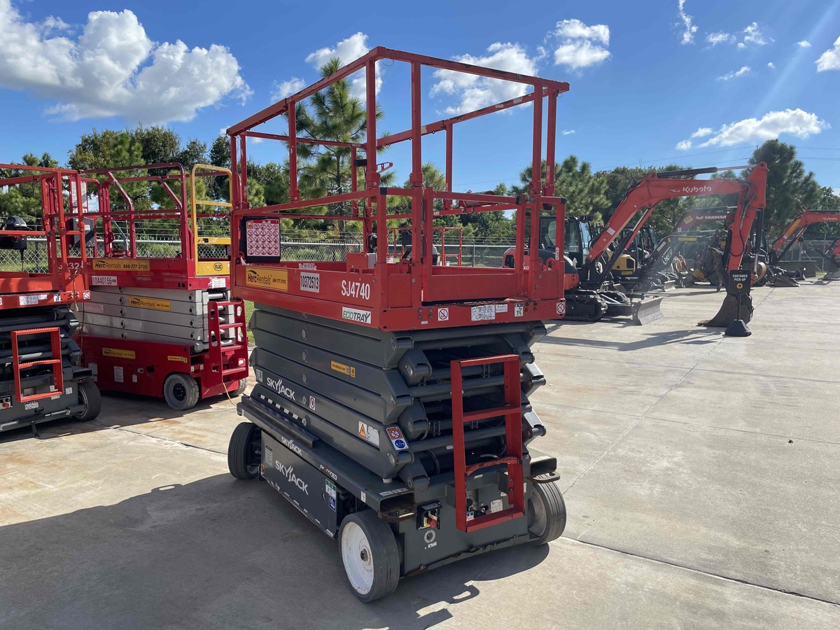 2022 Skyjack SJ4740-3