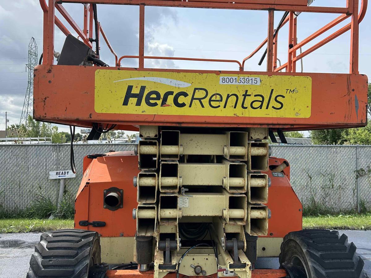 2017 JLG 4394RT-7