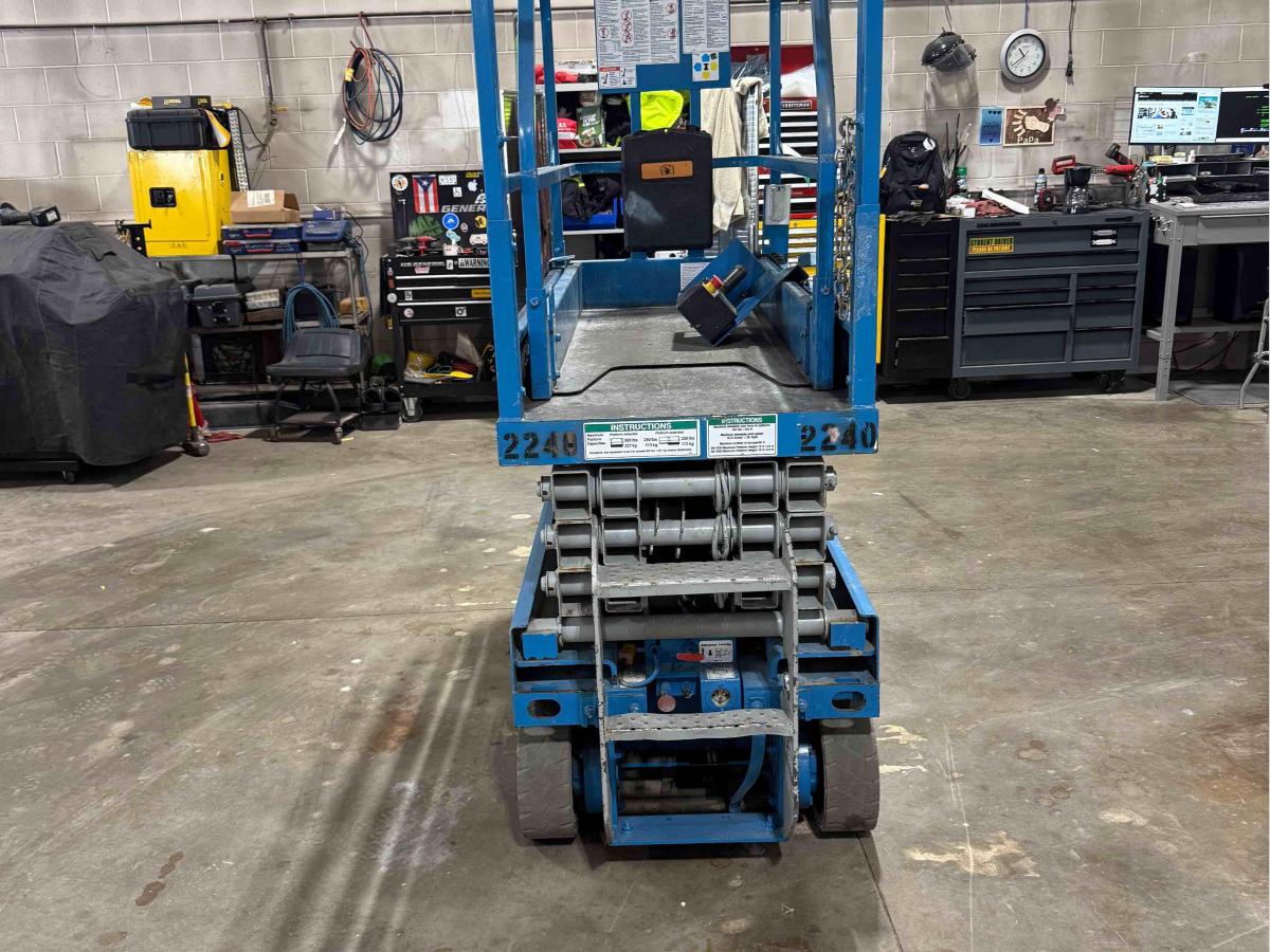 2015 Genie GS-1930-2