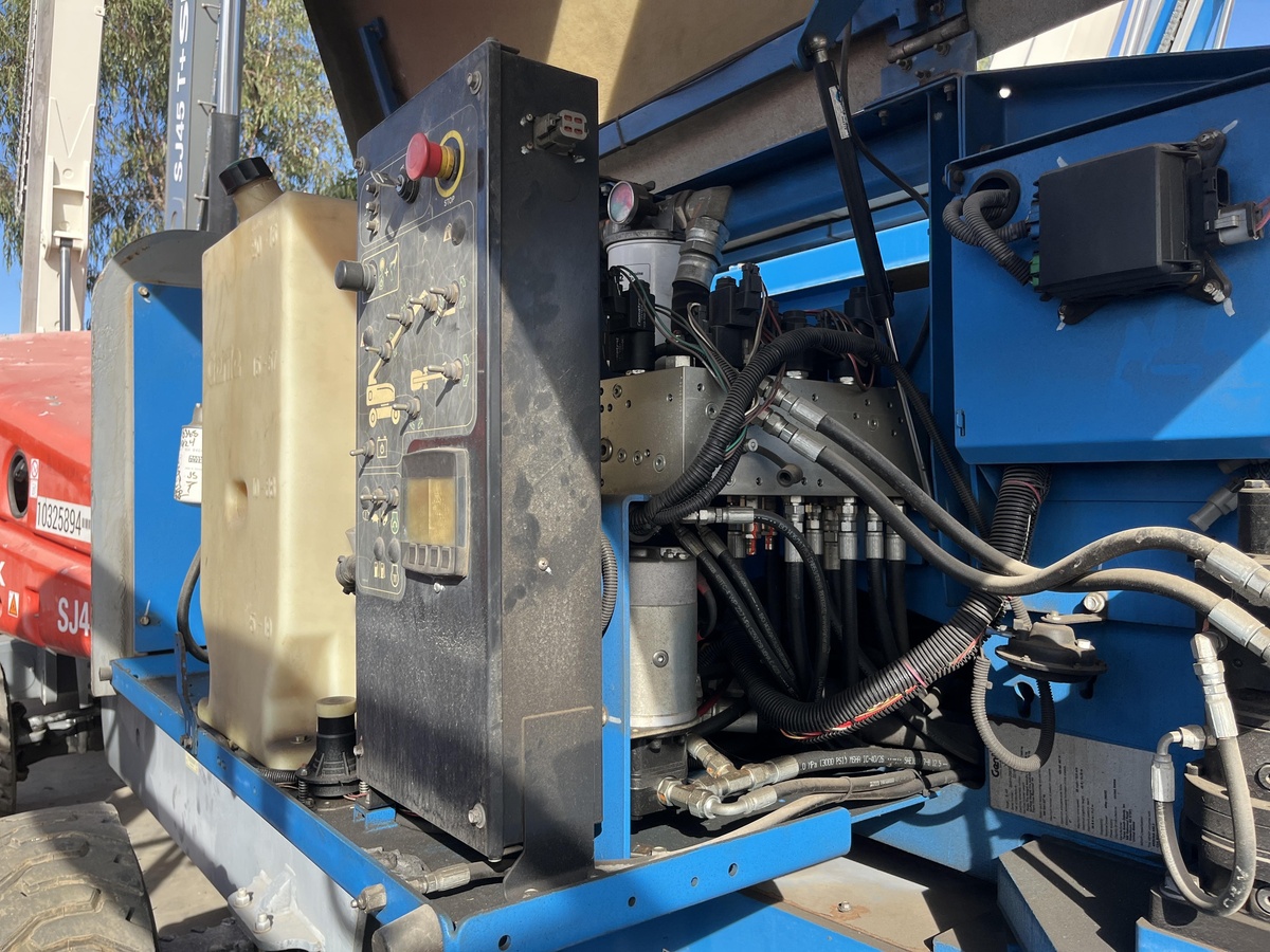 2018 Genie S-45-8
