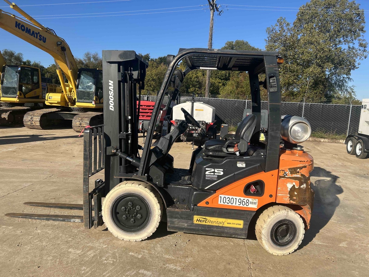 2020 Doosan G25N-7-4