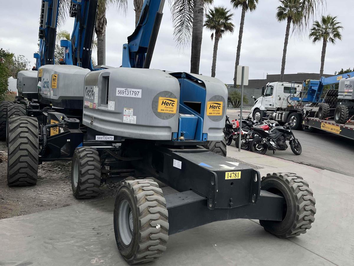 2008 Genie S-40