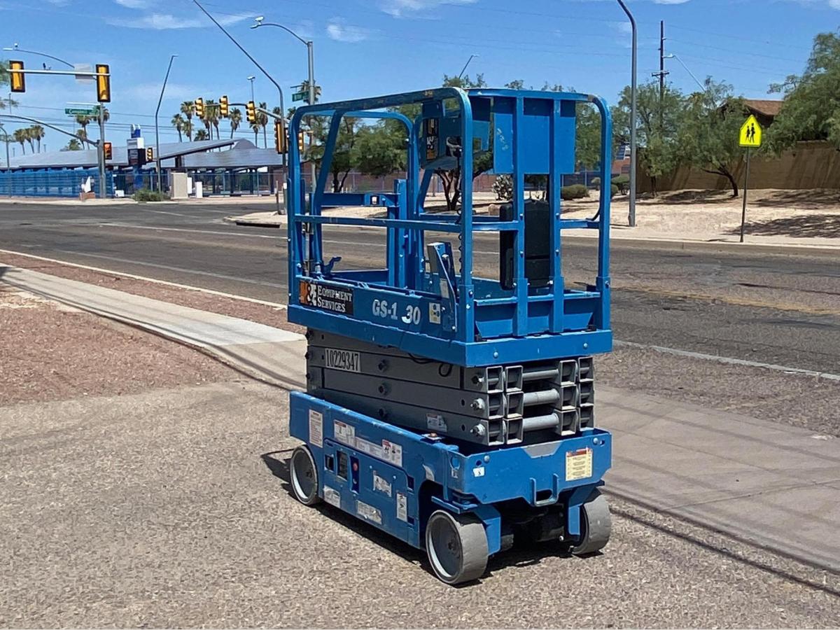 2017 Genie GS-1930