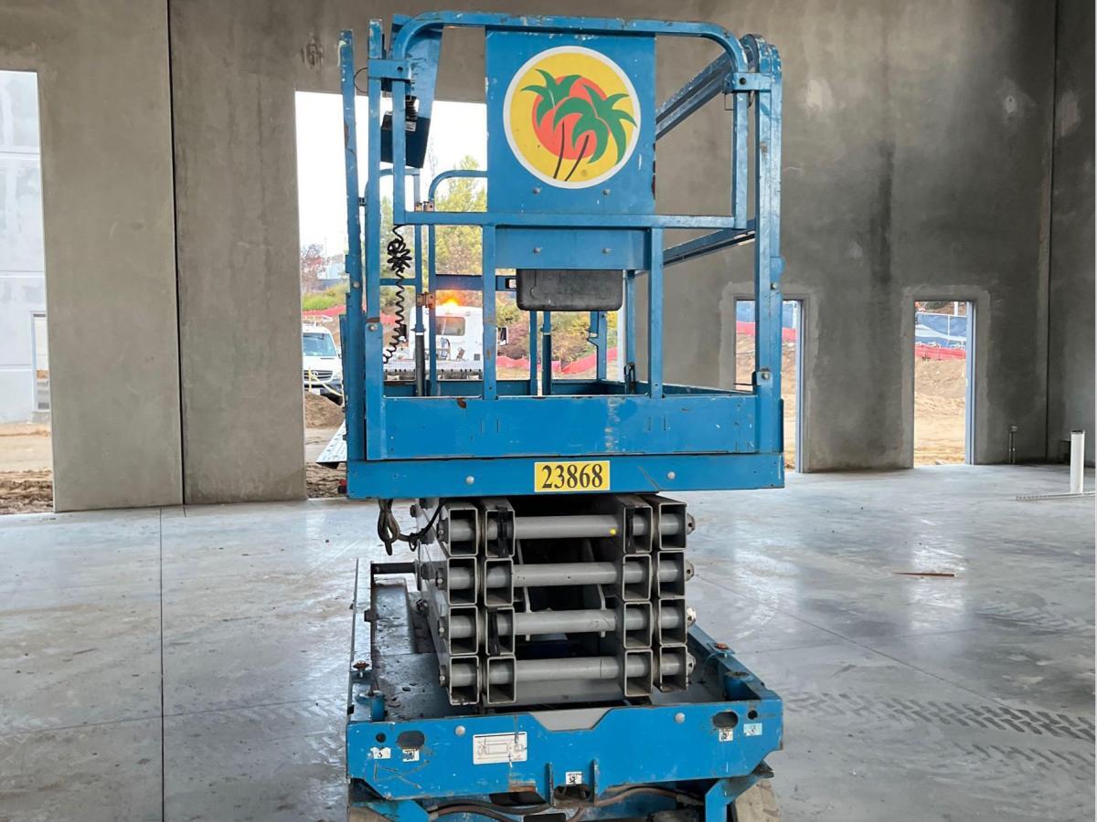 2018 Genie GS-3246-2