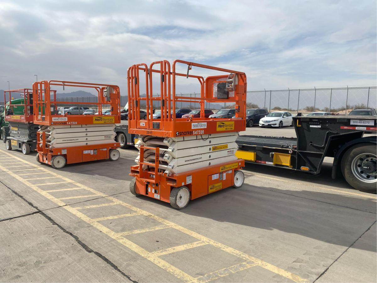 2022 Snorkel S4732E