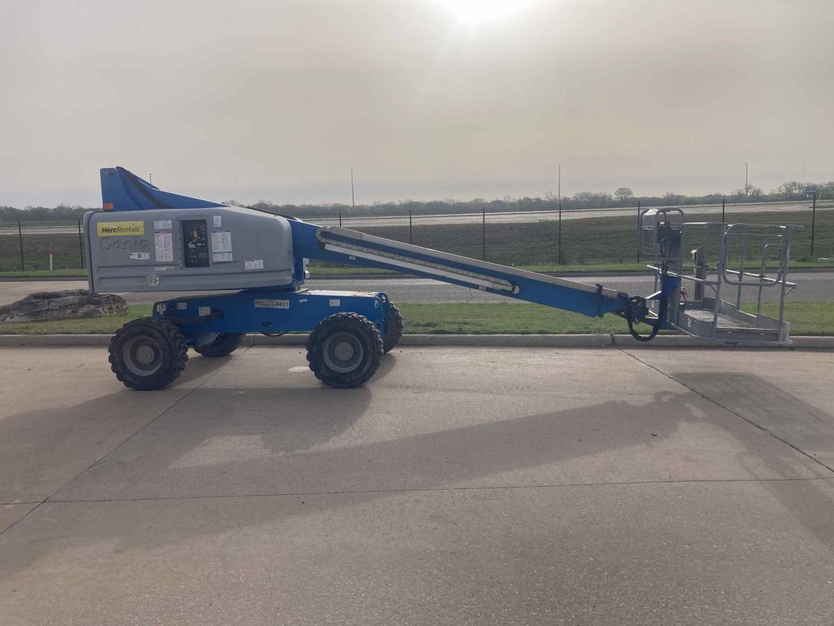 2018 Genie S-40