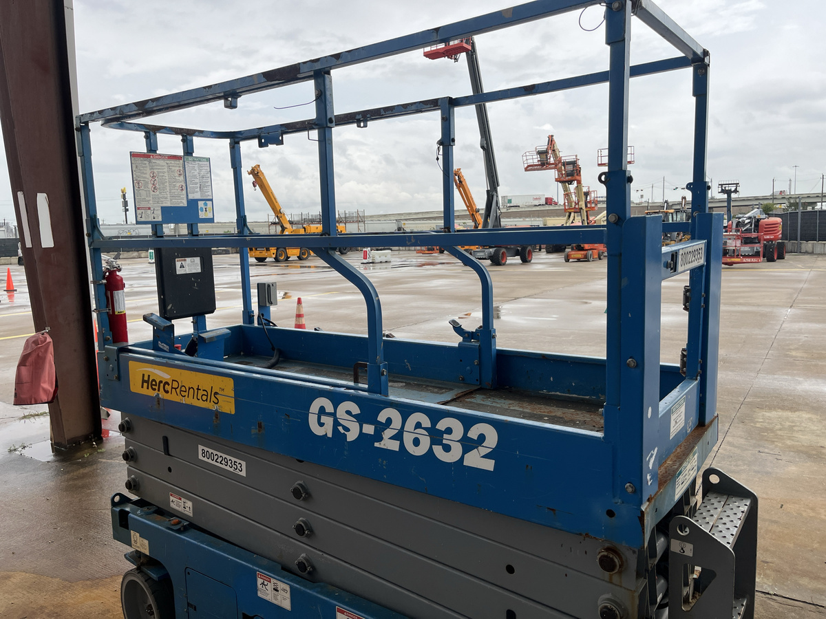 2018 Genie GS-2632-8