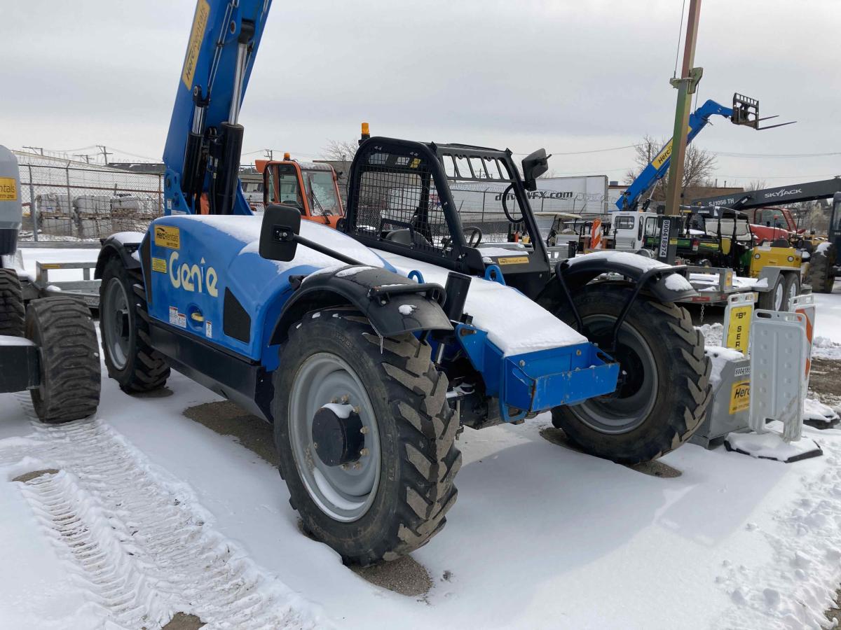 2018 Genie GTH 844