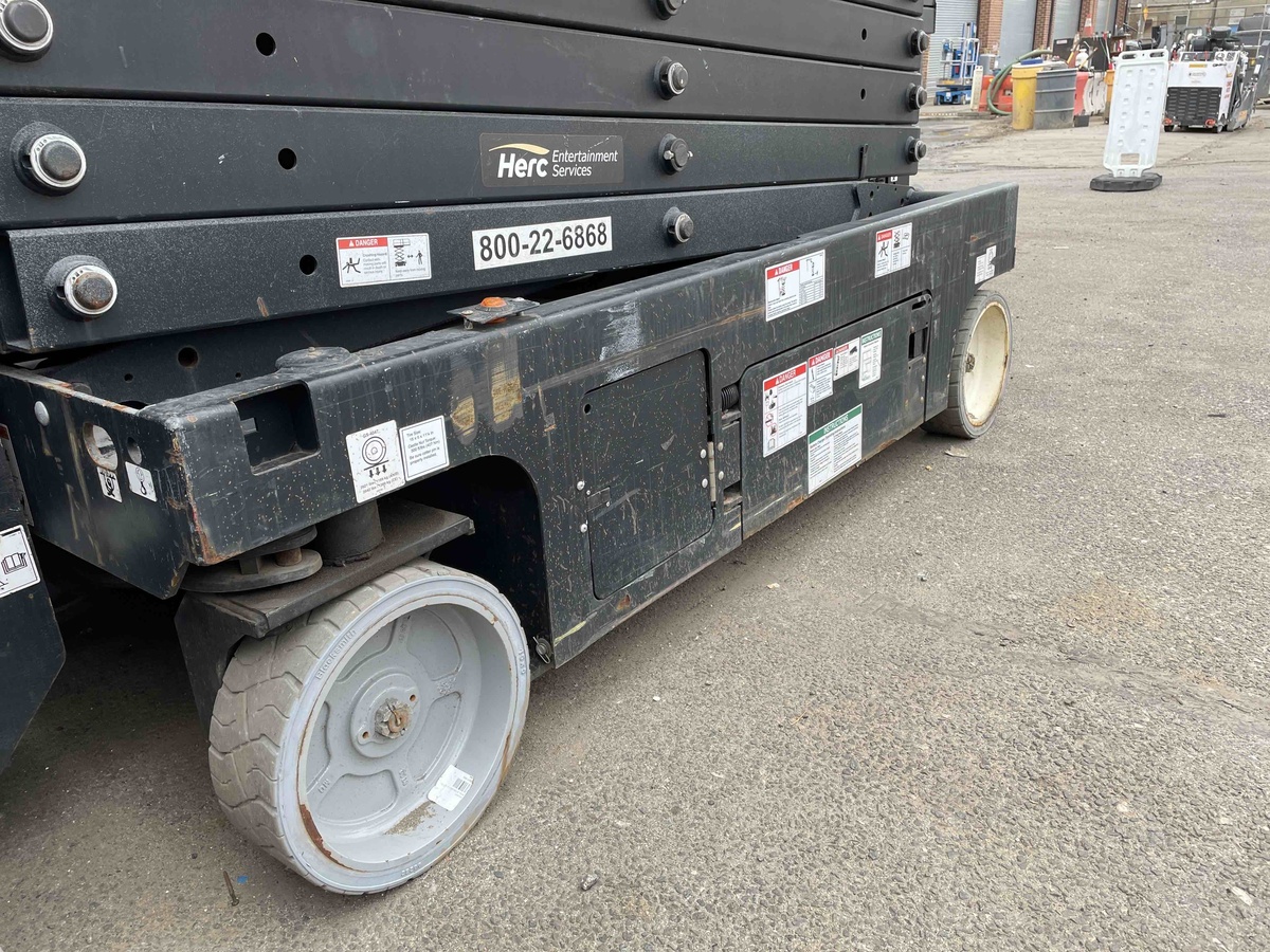 2018 Genie GS-4047-6