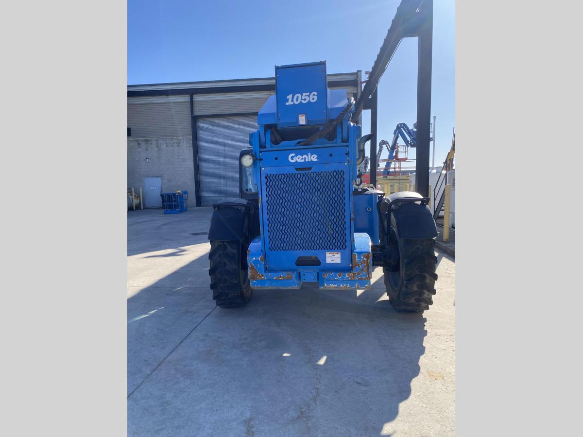 2017 Genie GTH-1056