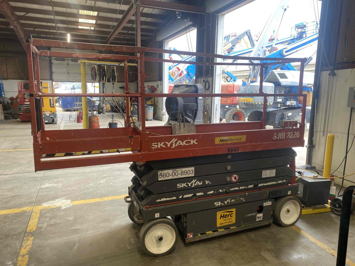 2017 Skyjack SJ3226