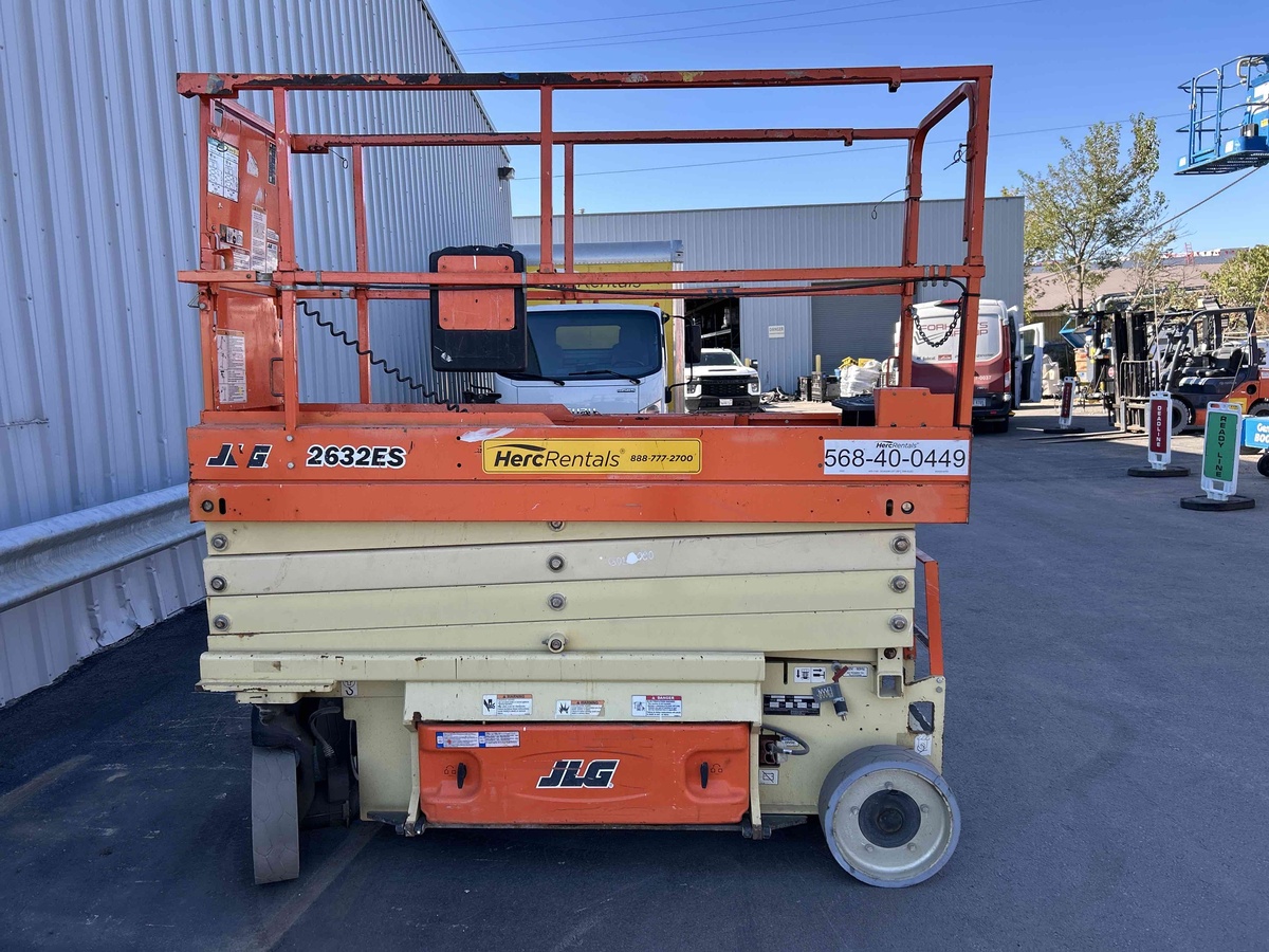 2018 JLG 2632ES-2