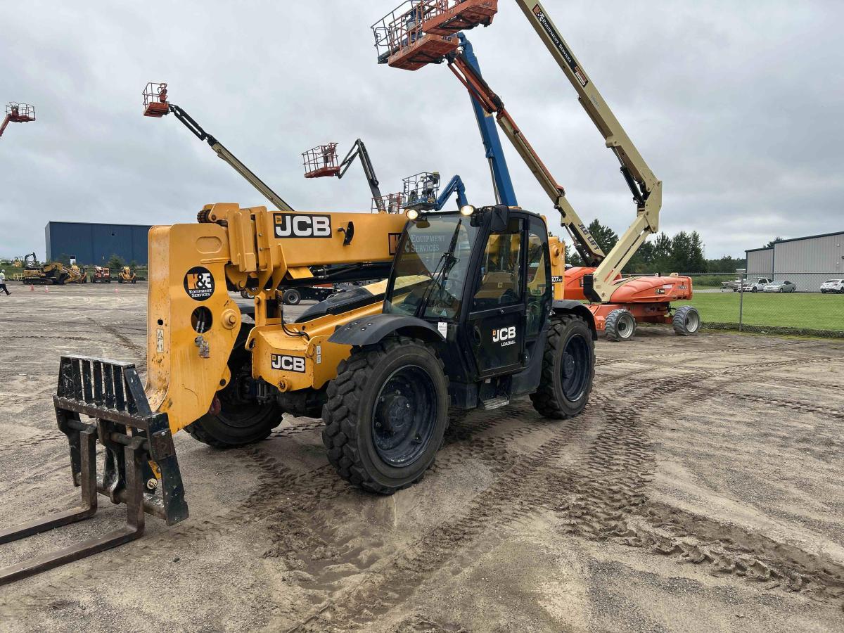 2021 JCB 507-42-1