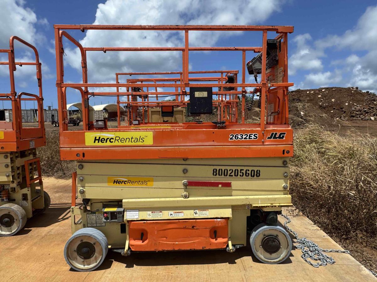 2018 JLG 2632ES-1