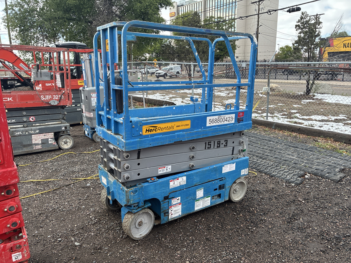 2019 Genie GS-1930-8
