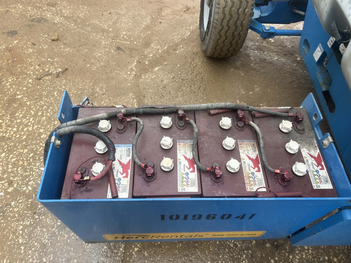 2016 Genie Z-45/25-16