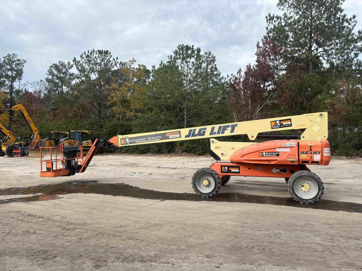 2016 JLG M600JP