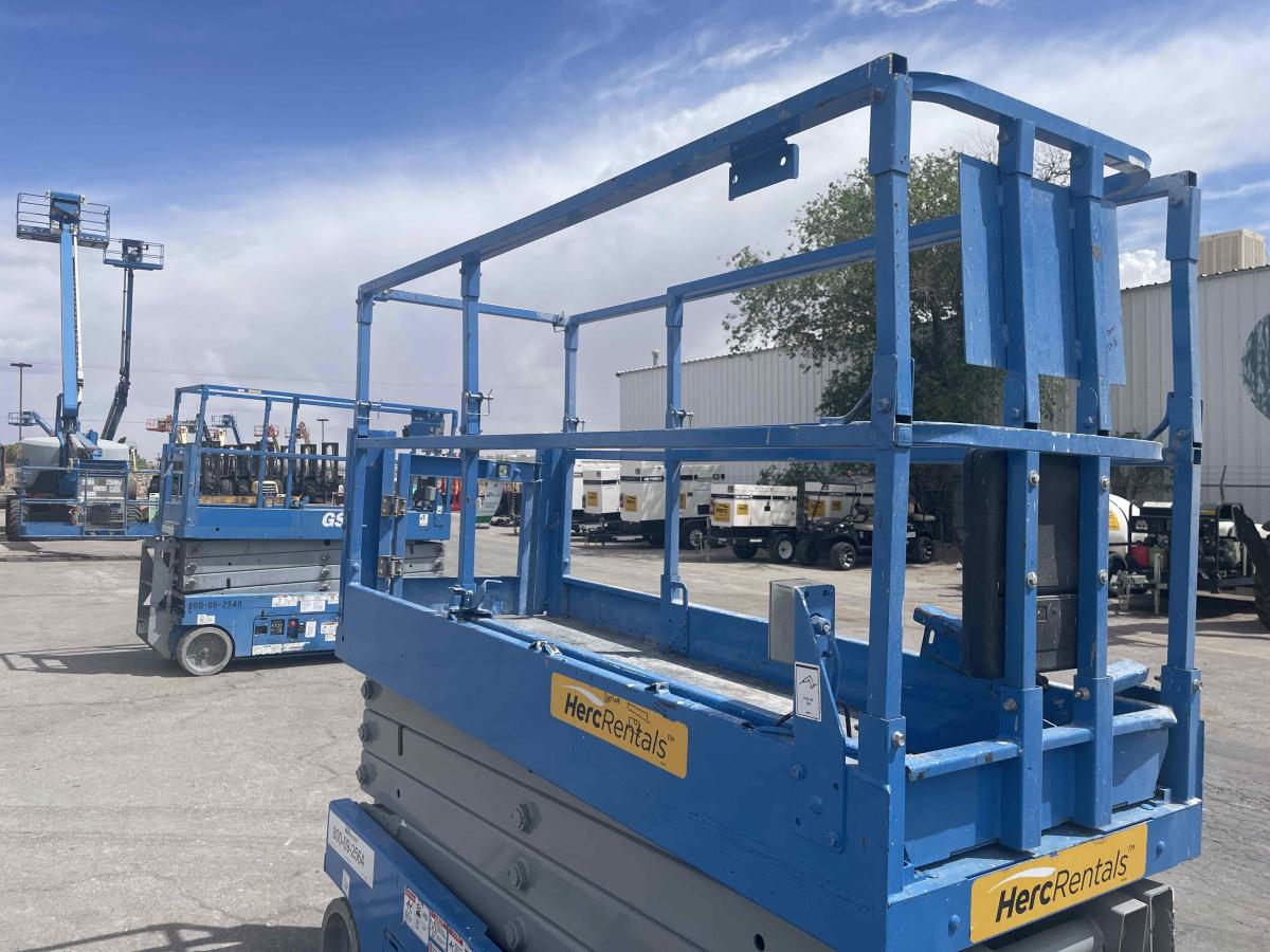 2016 Genie GS-2632