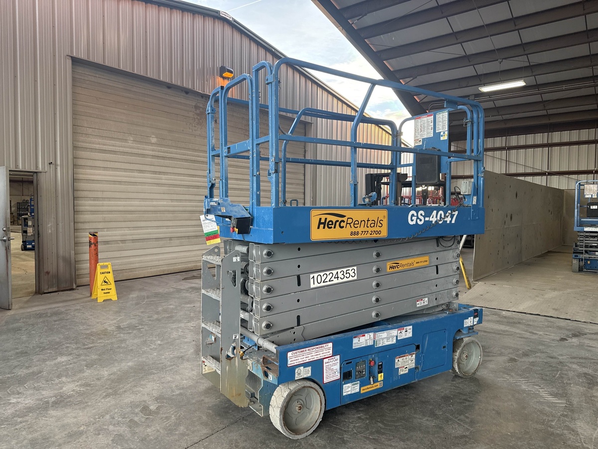 2017 Genie GS-4047-3