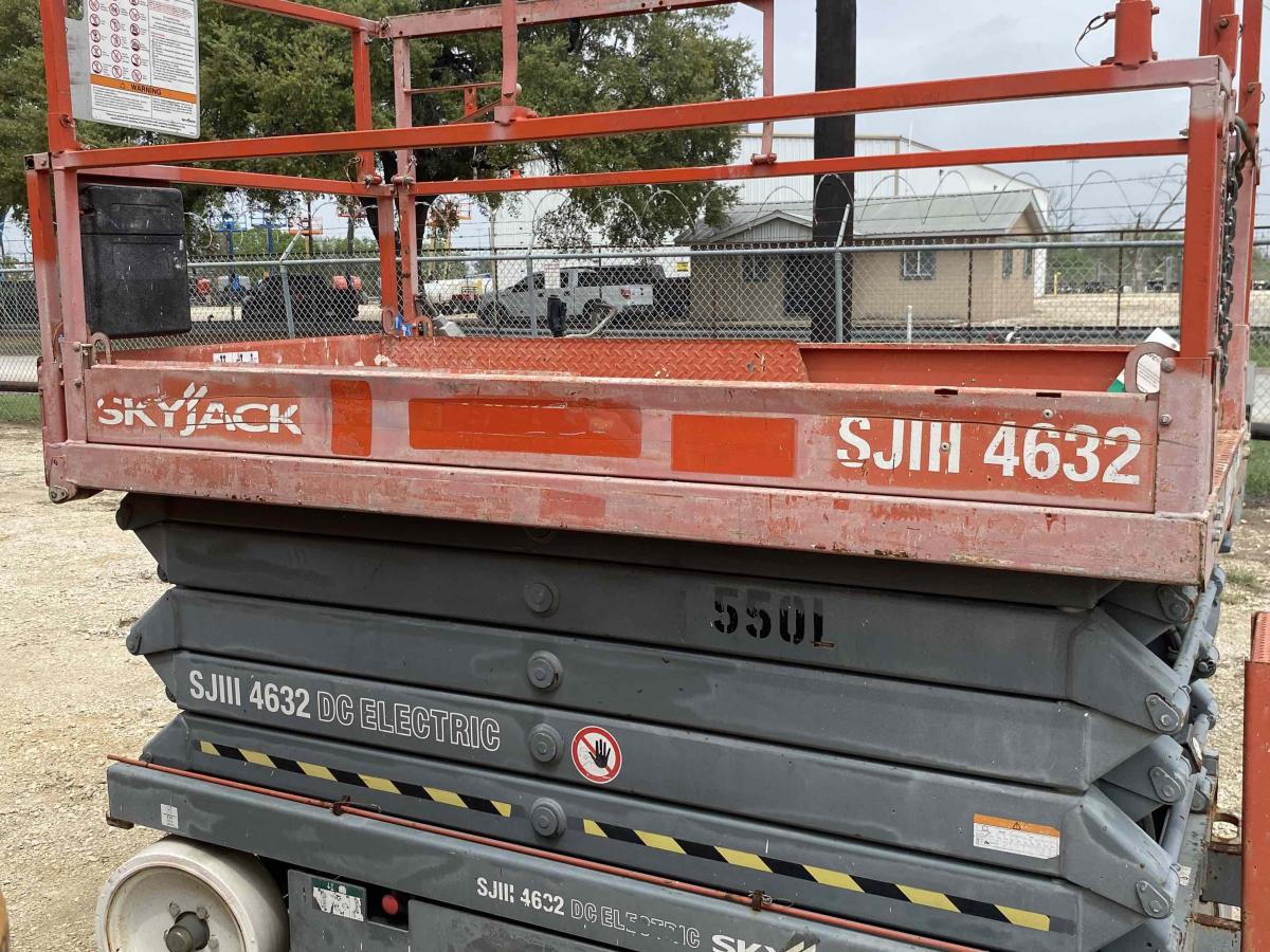 2013 Skyjack SJ4632