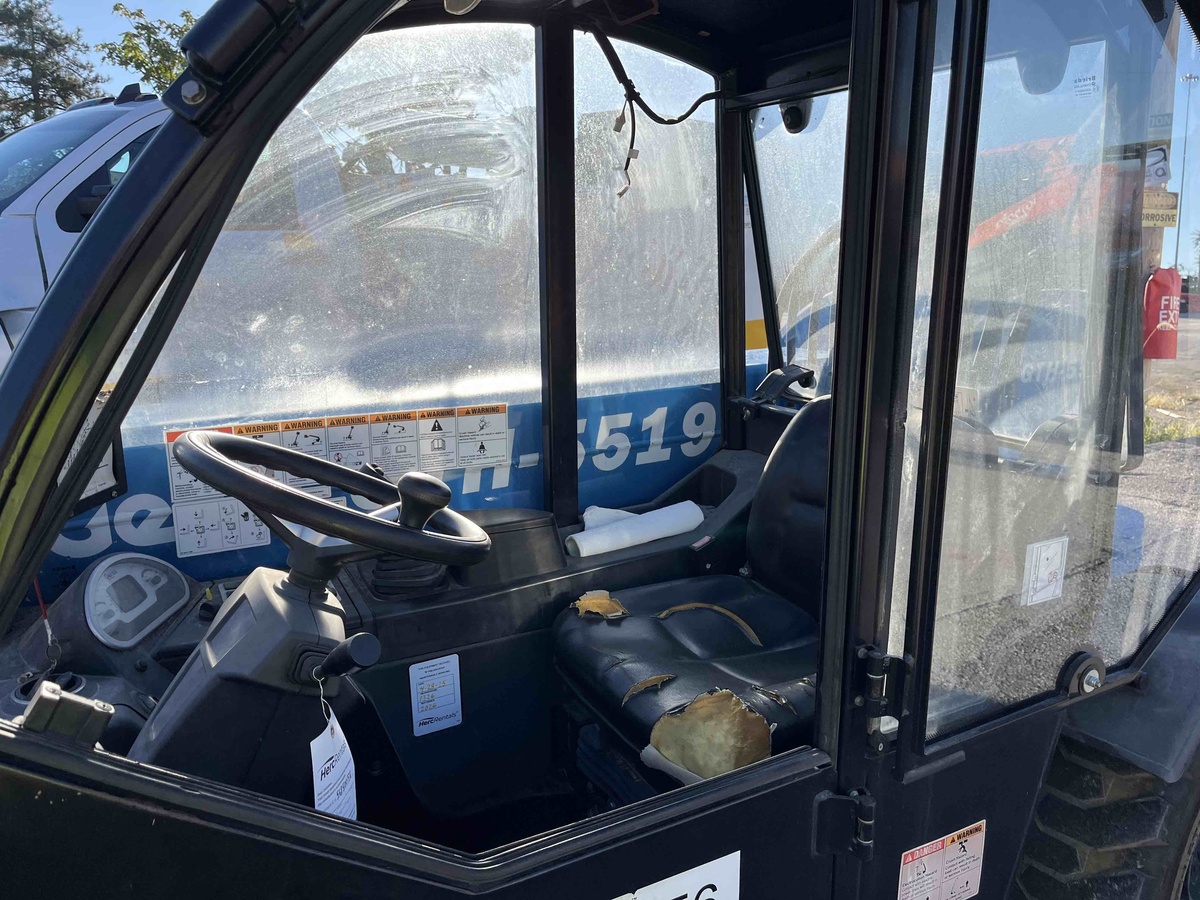 2018 Genie GTH-5519-3