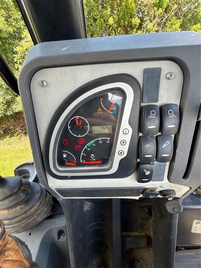 2021 JCB 3CX-5