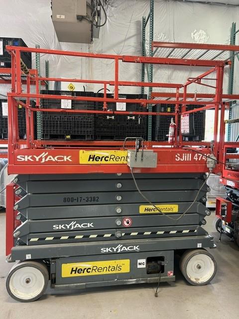2017 Skyjack SJ4740