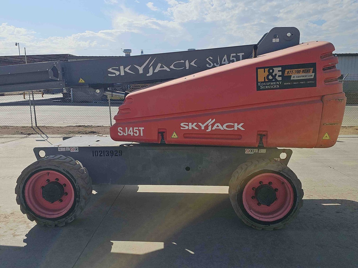 2017 Skyjack SJ45 T-2