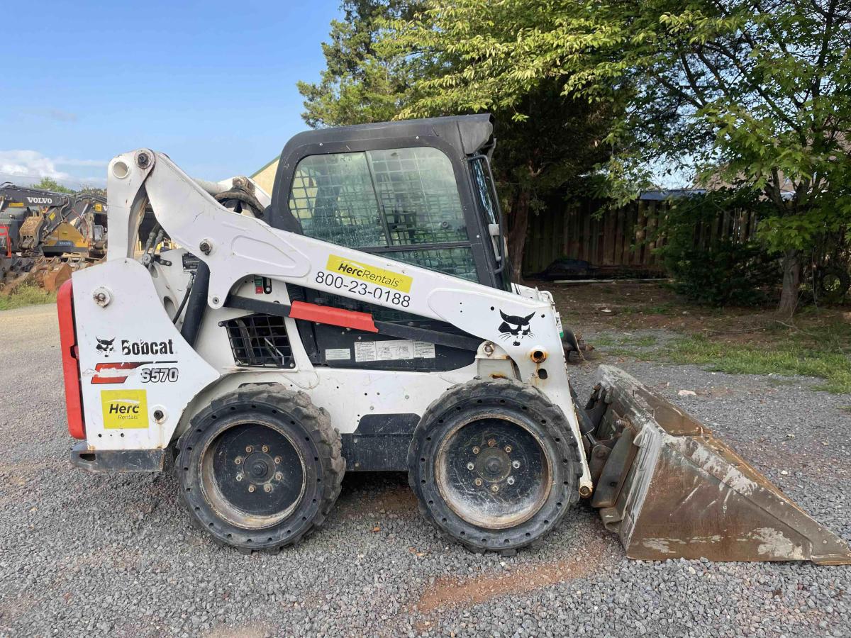 2018 Bobcat S570