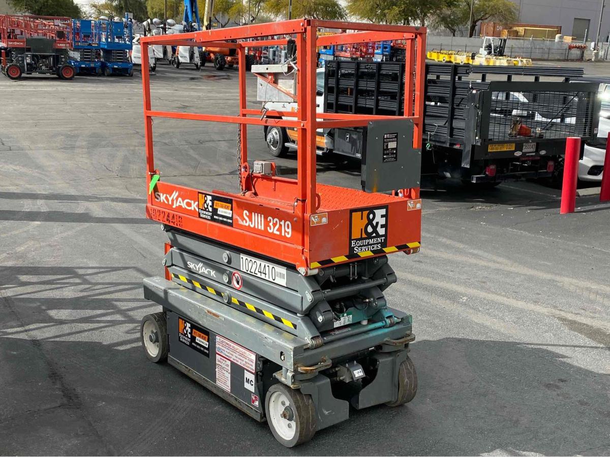 2017 Skyjack SJ3219