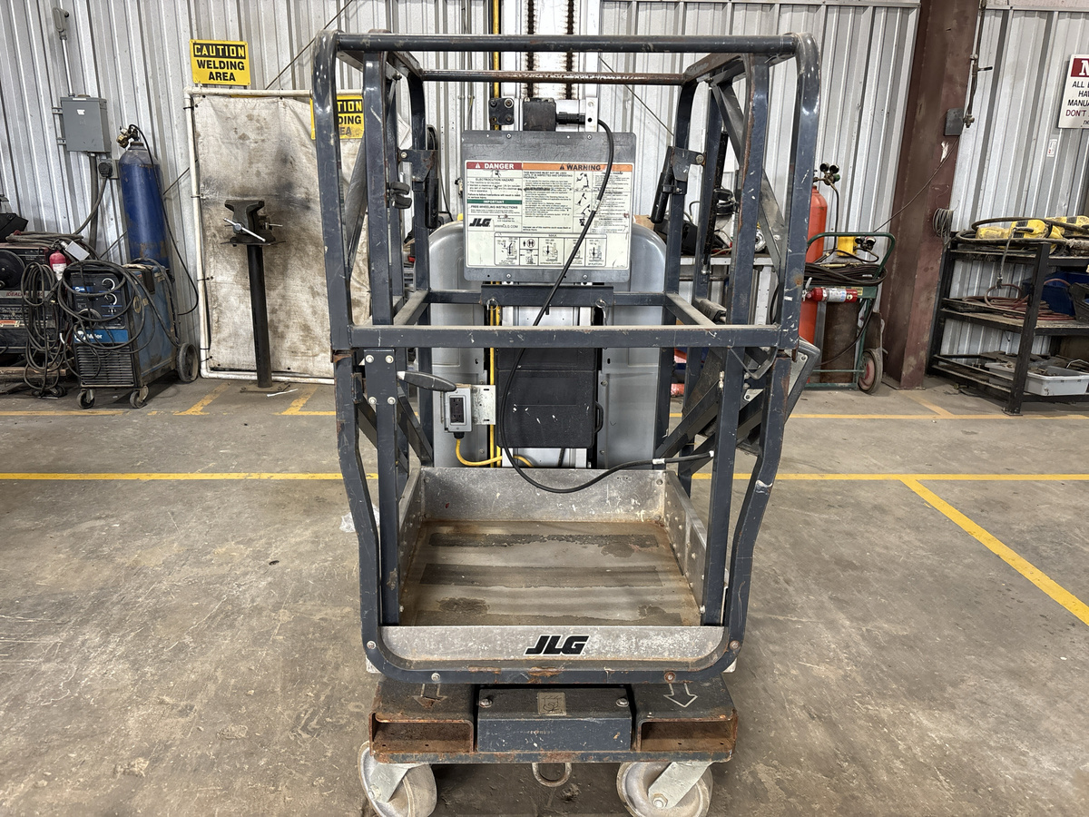 2018 JLG 20MVL-2