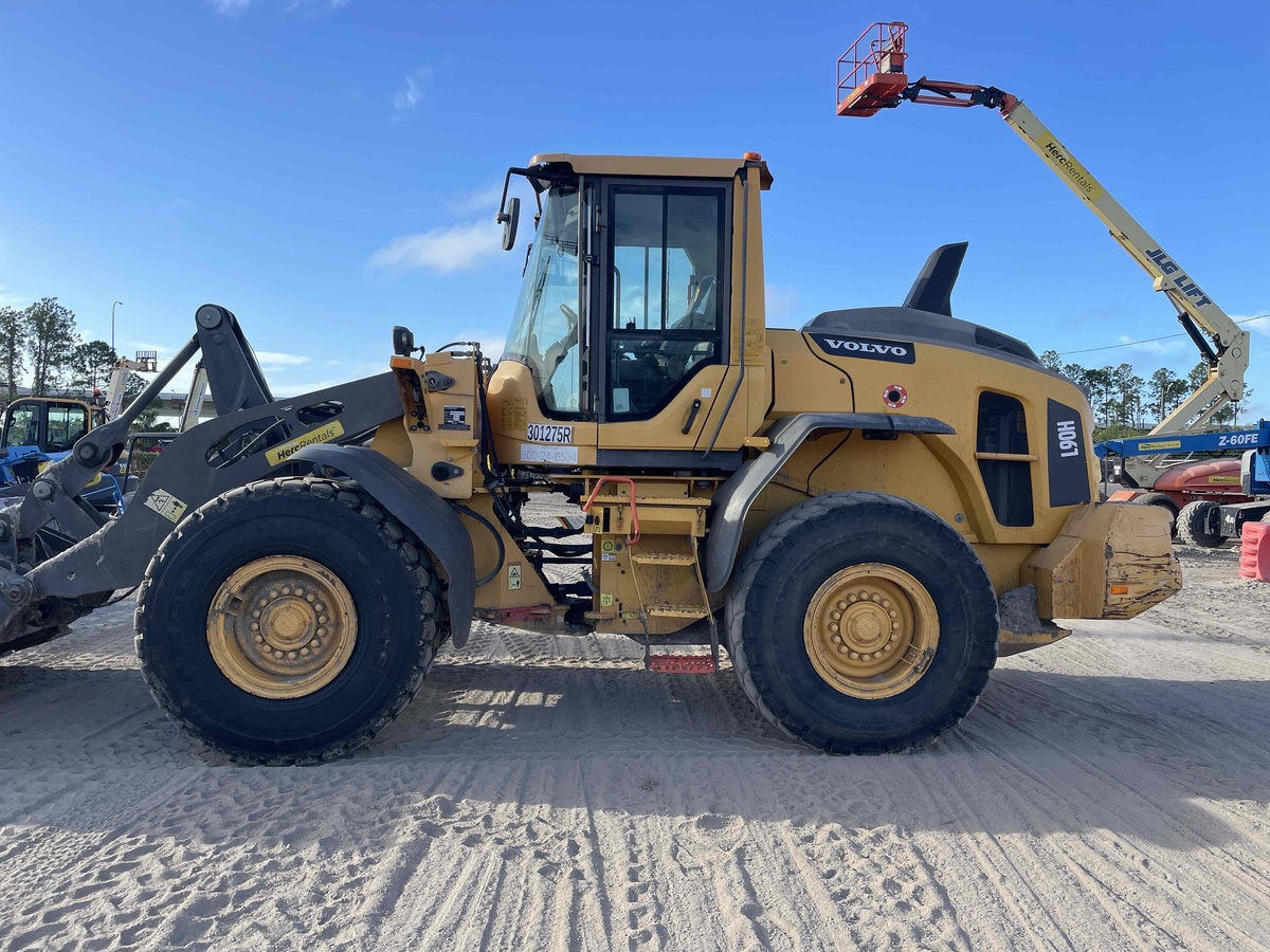 2019 Volvo L90H