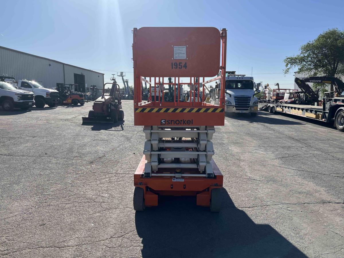 2022 Snorkel S4732E